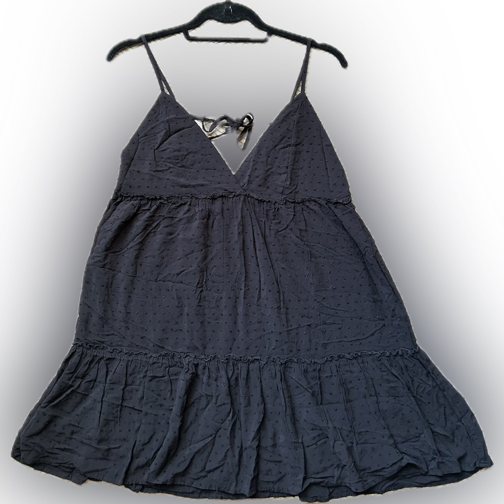 Medium Forever 21 black flowy mini dress